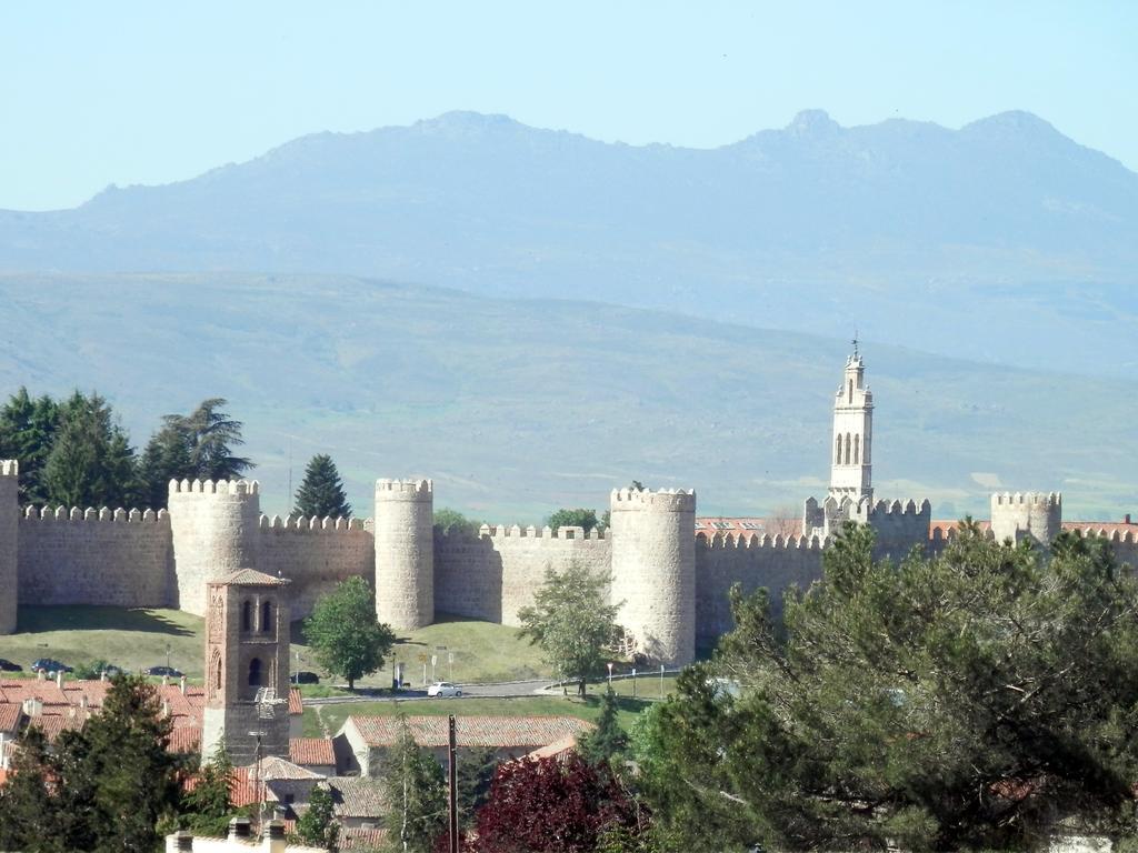 Vut Los Telares Muralla Avila Room photo
